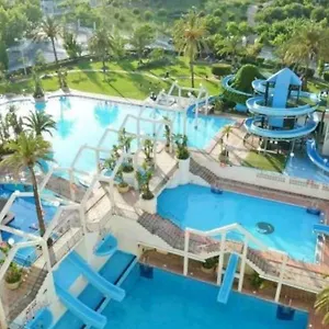 https://estudio-apartamento-nuevo-benalbeach.1costadelsol.com